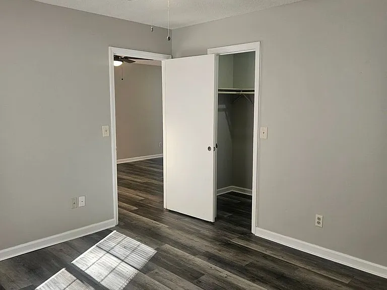Windgate Apartments — Photo 16