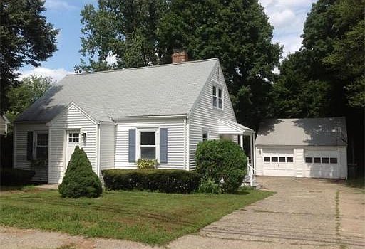 1st image of 44 Ellis Ave