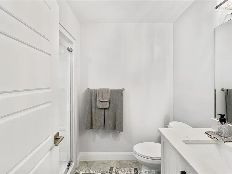 206 Bartlett Rd — Photo 26