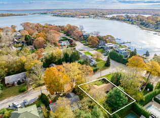 61 Windermere Dr, Sag Harbor, NY 11963