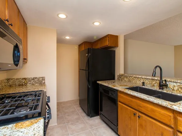 9424 Twin Trails Dr Unit 103, San Diego, CA 92129