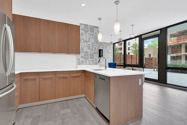 Rented by REAL New York | media 17