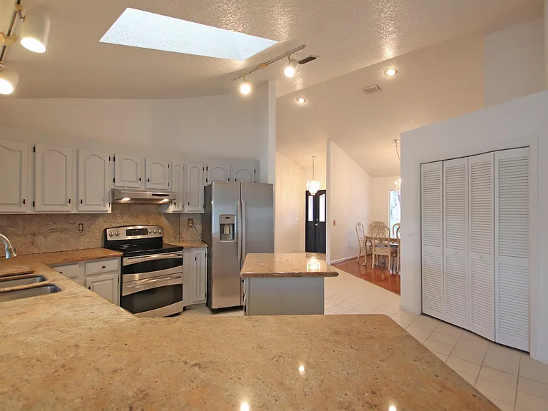 6944 Misty Lake Way — Photo 6