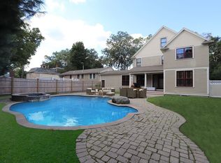 96 Jewett St, Newton, MA 02458