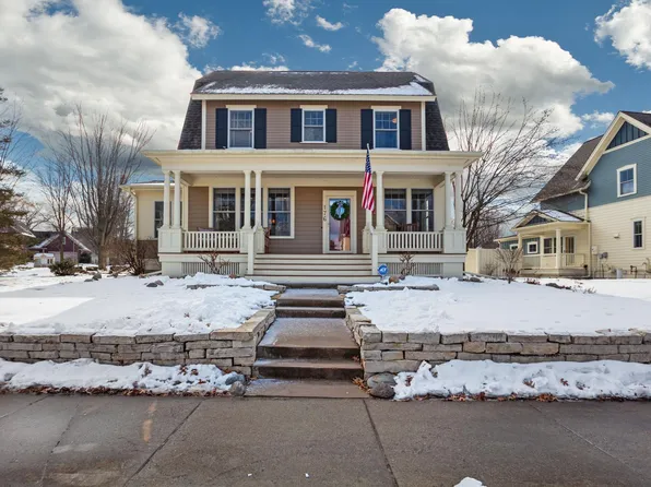 176 Rutherford Rd, Stillwater, MN 55082