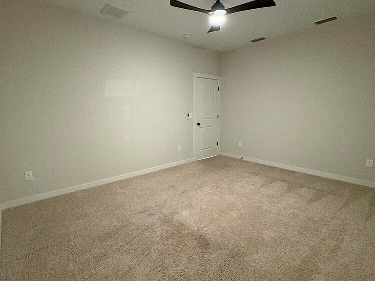 2208 Warbler St — Photo 15