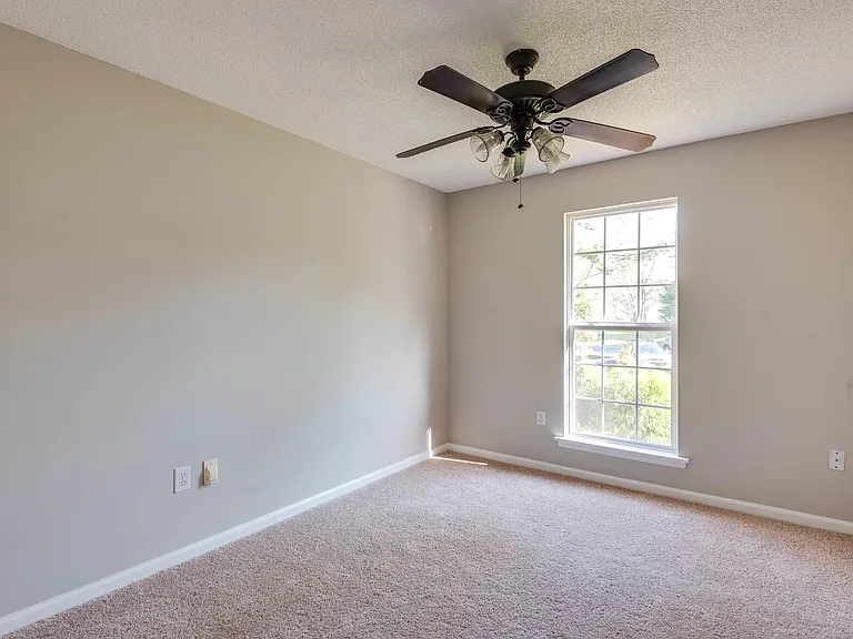 13818 Faversham Ct — Photo 11