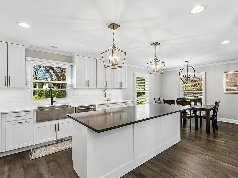 509 Ticonderoga Ln — Photo 35