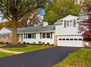 403 Barrett Rd, Emmaus, PA 18049