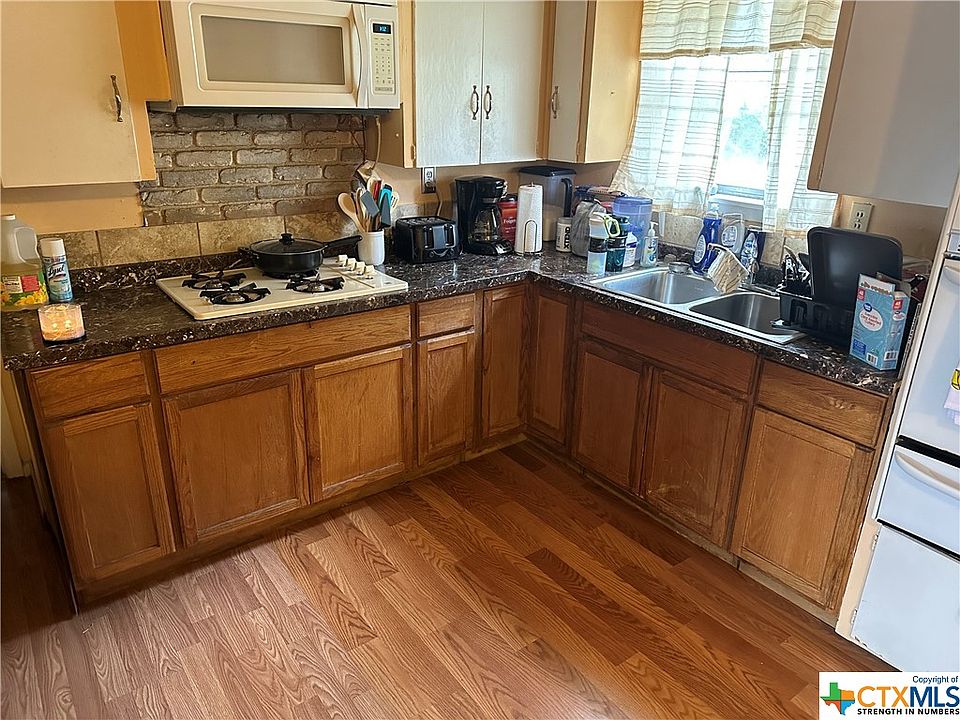 2nd image of 408 Ridge St