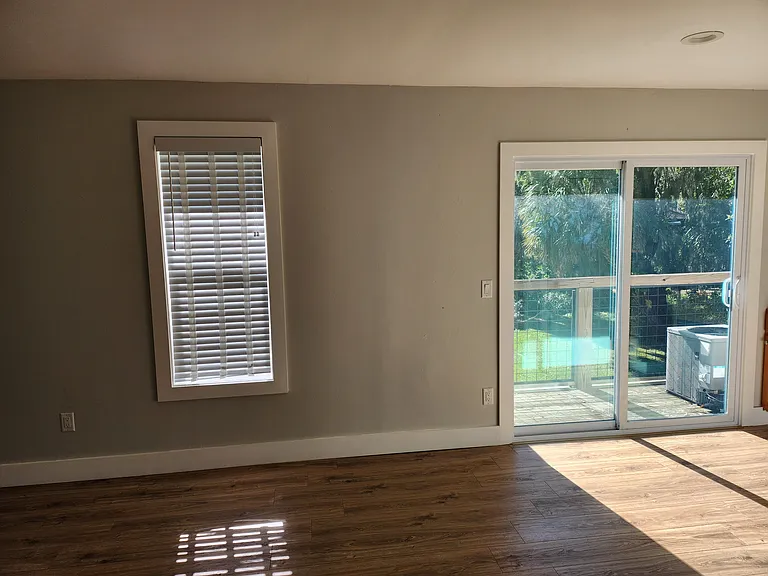 3068 Huron Ave — Photo 5