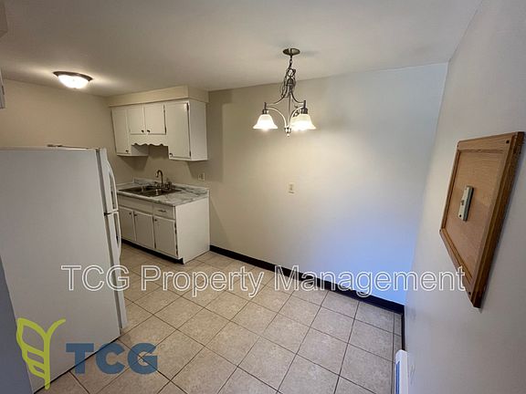 3rd image of 1443 Catherine St APT 6