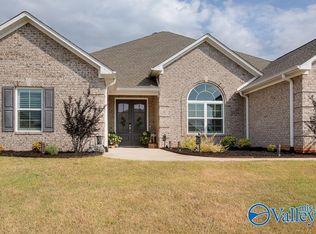 17437 Stonegate Dr, Athens, AL 35613