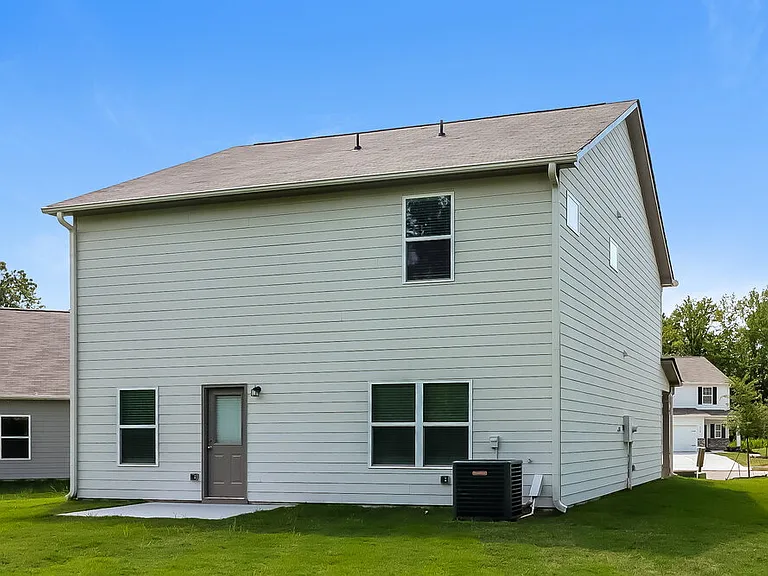 211 Katelyn Way — Photo 17