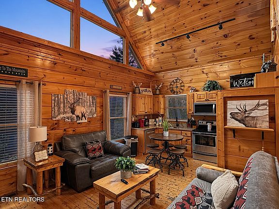2nd image of 2251 Red Bud Rd