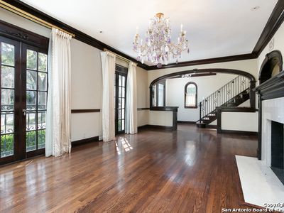 219 W Mulberry Ave, San Antonio, TX, 78212