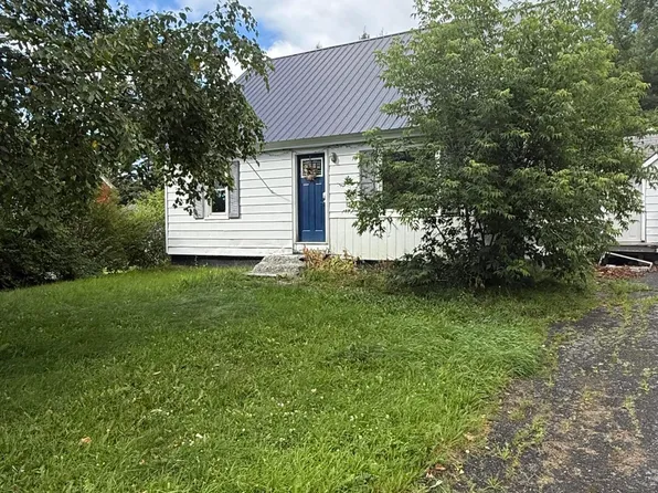 12 Lincoln Street, Presque Isle, ME 04769