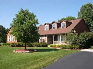 665 Chateaugay Dr, Pataskala, OH 43062