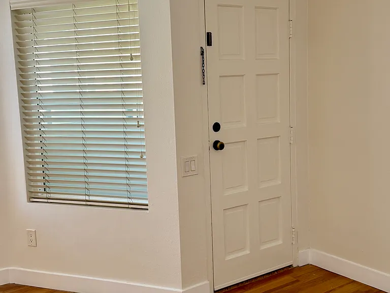 1039 Coast Blvd S #1B — Photo 9