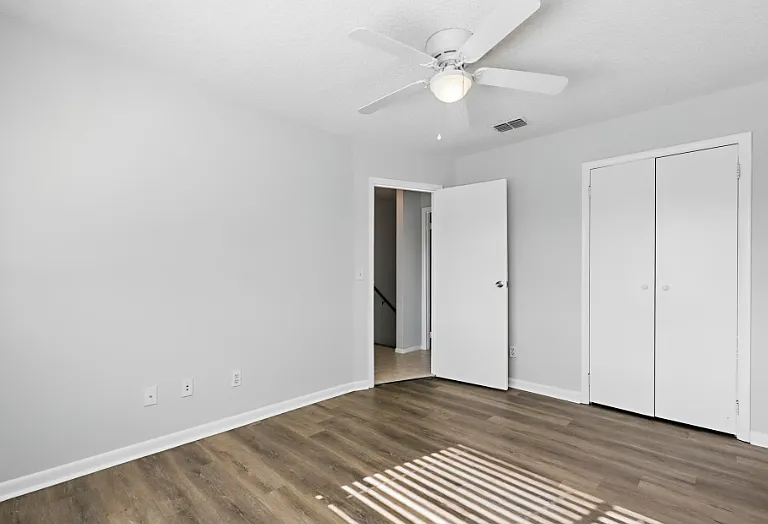 2505 Waters Edge Dr — Photo 12