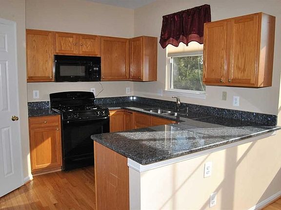 4th image of 11603 Nellings Pl