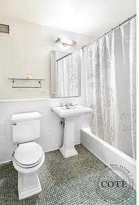 Rented by Cote Luxury Real Estate | media 33