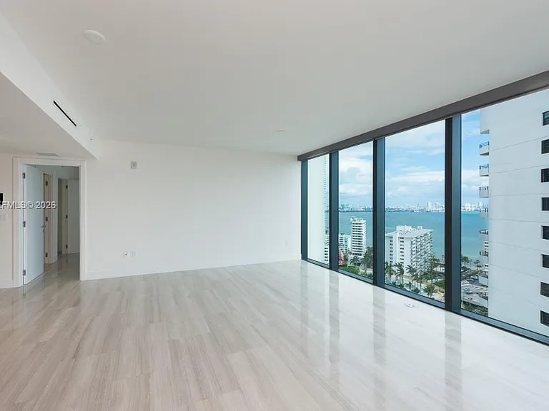 1450 Brickell Ave #3 — Photo 15