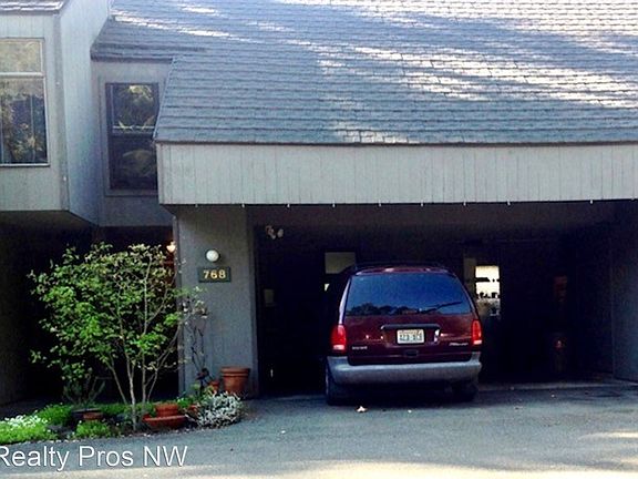 3rd image of 6563 138th Ave NE #768