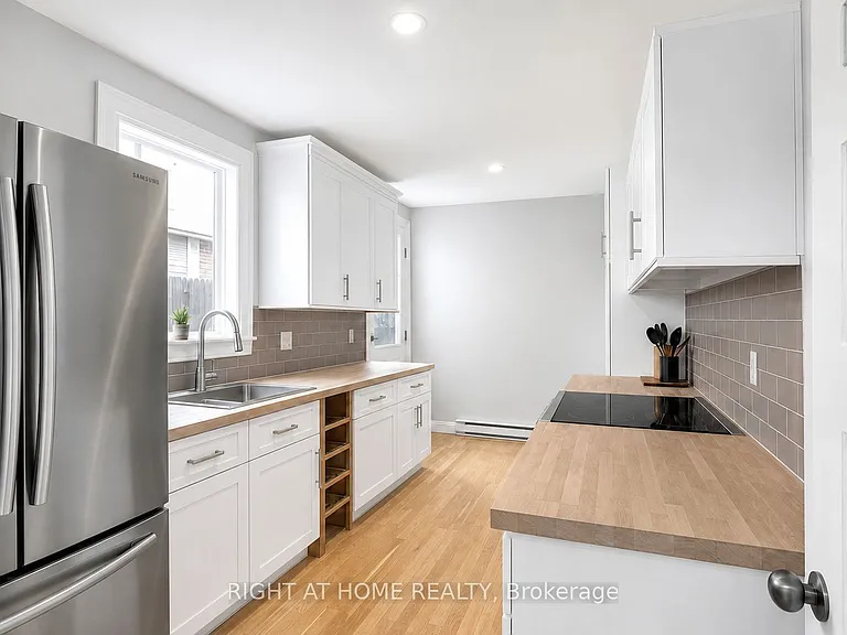1788 Keele St — Photo 7