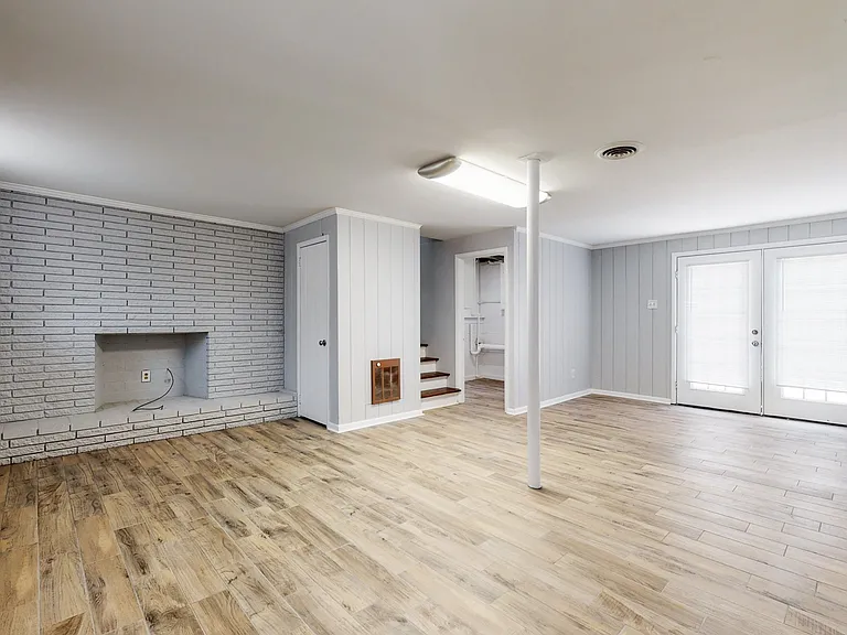 6017 Baltic Dr — Photo 16