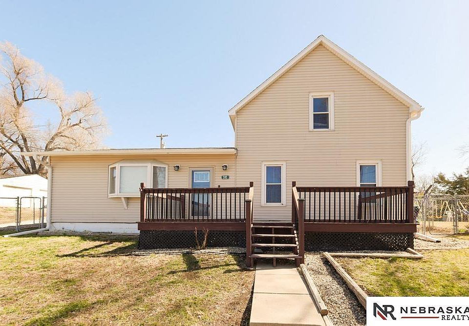 1st image of 707 N 9th St