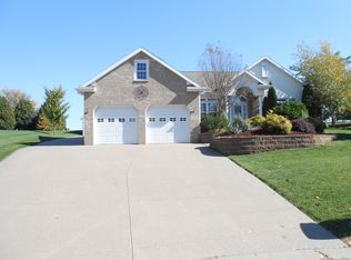 730 Malone Dr, Platteville, WI 53818
