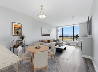 400 Capilano Rd #2201, Pt Moody, BC V3H0E1