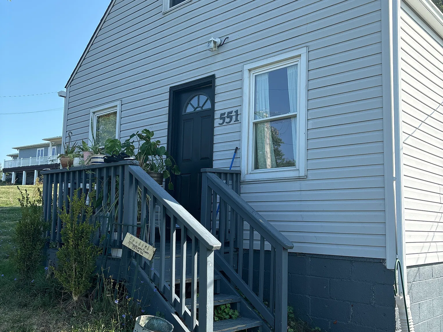 3 bed, 882 sqft, $1,550 — Photo 1