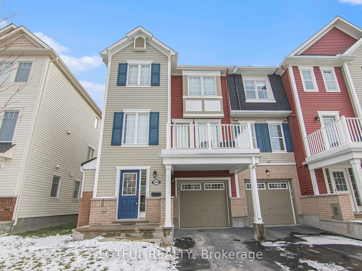 2 bed, $2,500 — Photo 1