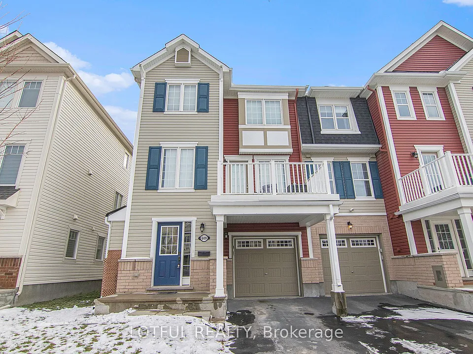 609 Foxlight Cir