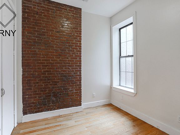 5th image of 160 Pulaski St #S3