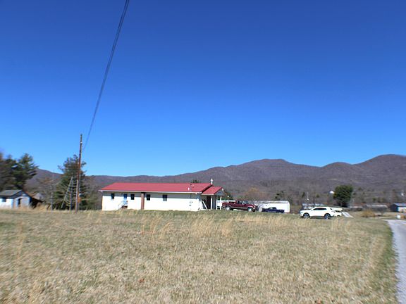3rd image of 116 Alderny Ln