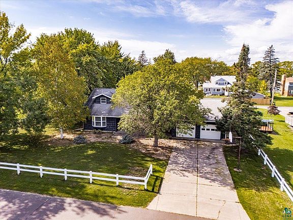 2nd image of 2611 Cumming Ave