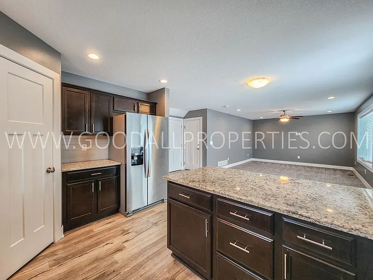 1306 Green Hills Dr — Photo 8