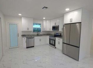 8001 Hibiscus Rd, Fort Pierce, FL 34951