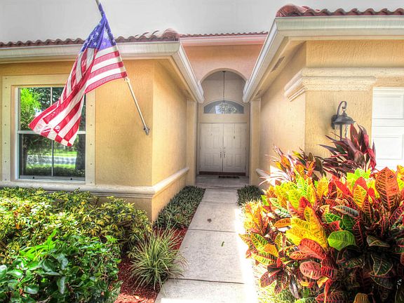 4th image of 6405 Shadow Creek Village Cir