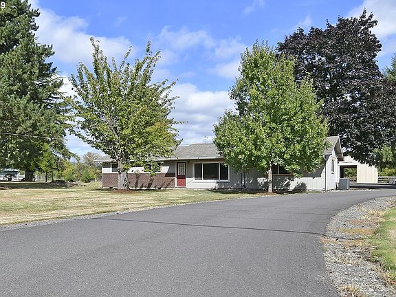 3rd image of 16905 NE 152nd Ave