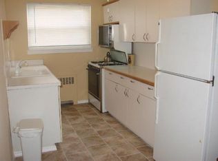 26828 82nd Ave, New Hyde Park, NY 11040