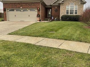 392 Cactus Cv, Shelbyville, KY 40065
