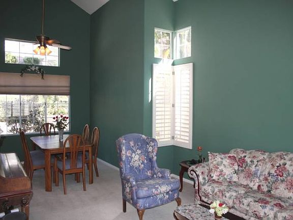 Living/dining room