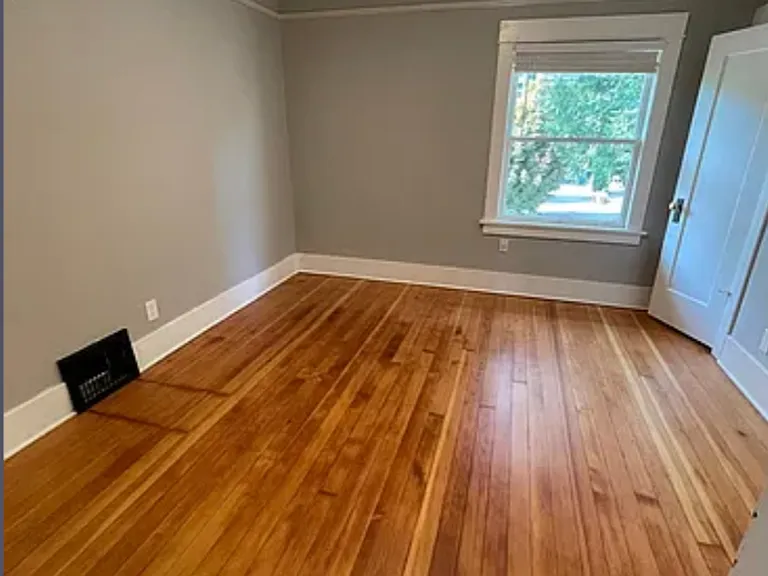 5004 SW View Point Ter — Photo 8