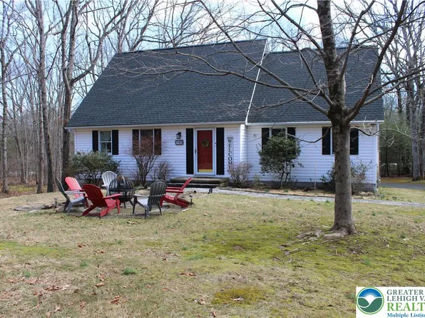 140 Piney Woods Dr, Jim Thorpe, PA 18229