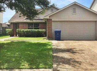 16115 Dawn Marie Ln, Sugar Land, TX 77498