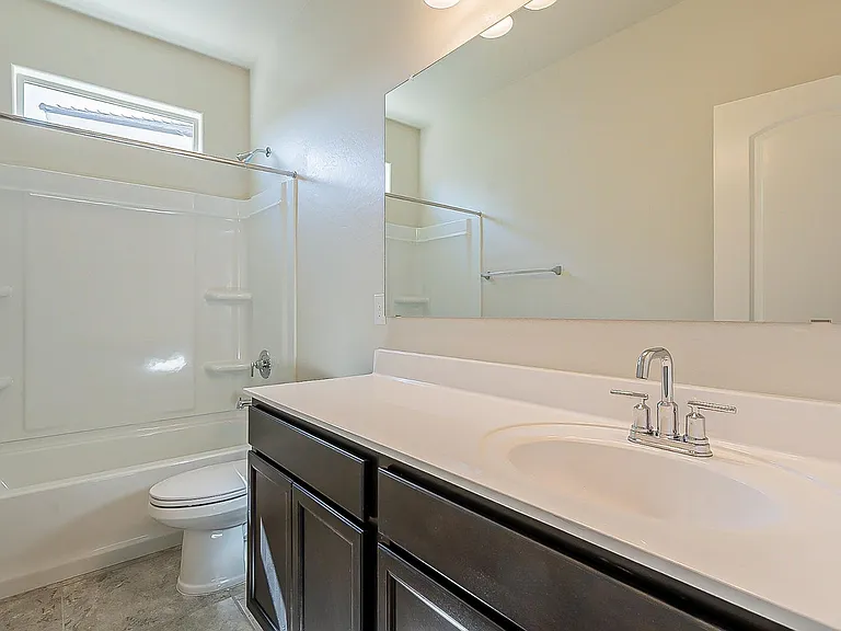 30738 W Columbus Ave — Photo 18